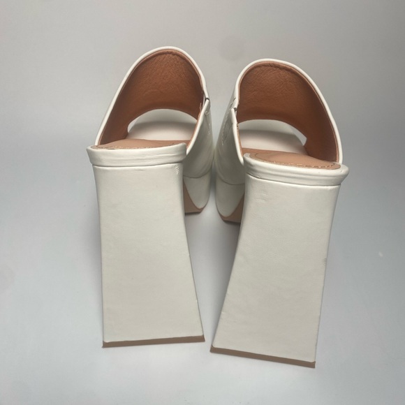 Lemon Drop White Platform Block Heel Mules - Picture 11 of 12